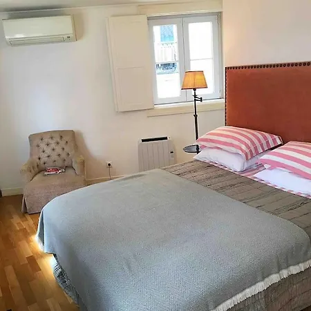Lägenhet Historical 3 Bedroom Duplex In *