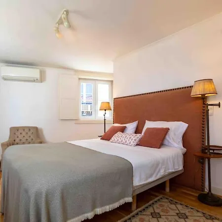 Appartement Historical 3 Bedroom Duplex In *